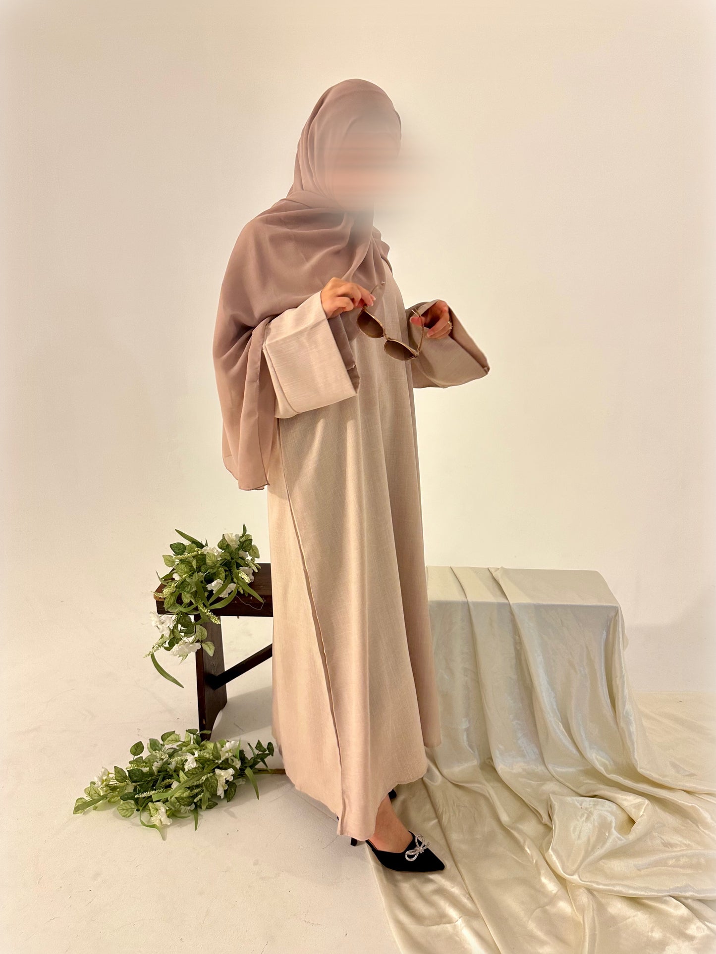 Linen Closed Abaya - Blush